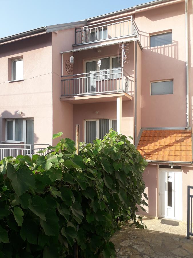 Apartman "Vienna" Soko Banja Bagian luar foto